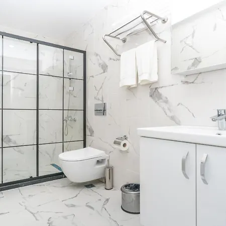 Guest Suites Отель